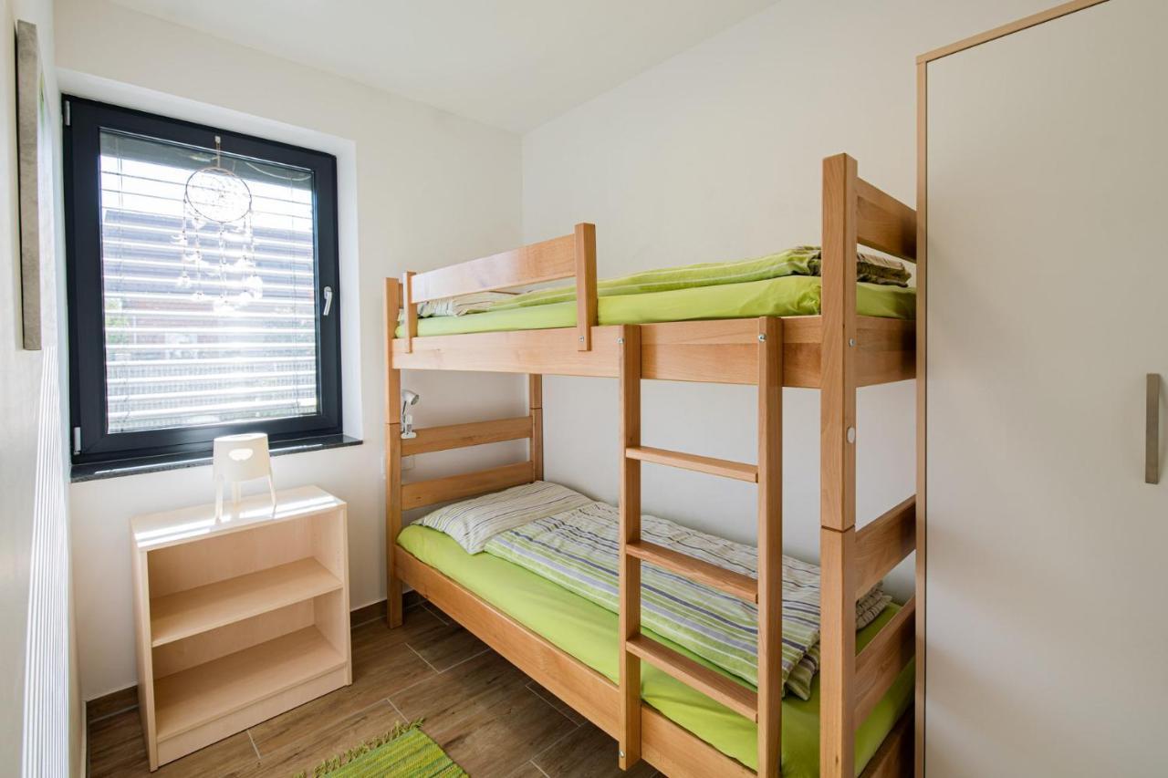 Apartmaji Banonia " Poletni Vetrc " Banovci Esterno foto